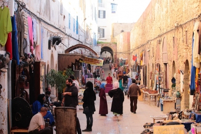 Souk in Essaouira (Alexander Mirschel)  Copyright 
Información sobre la licencia en 'Verificación de las fuentes de la imagen'